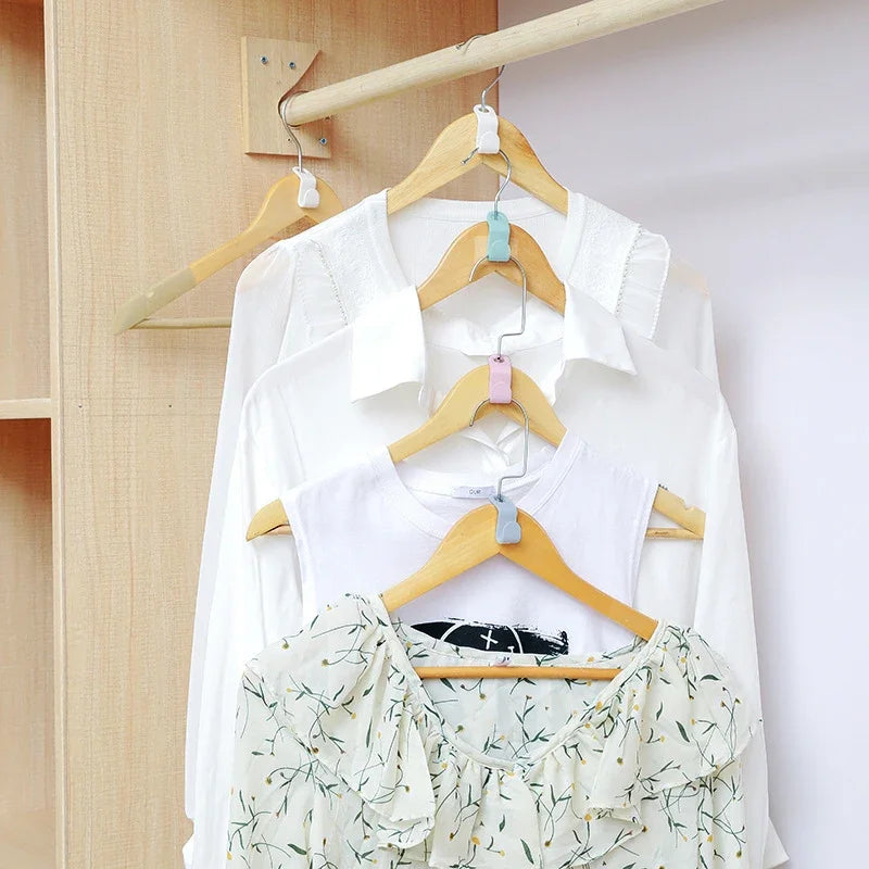 Space-Saving Clothes Hanger Connector Hooks